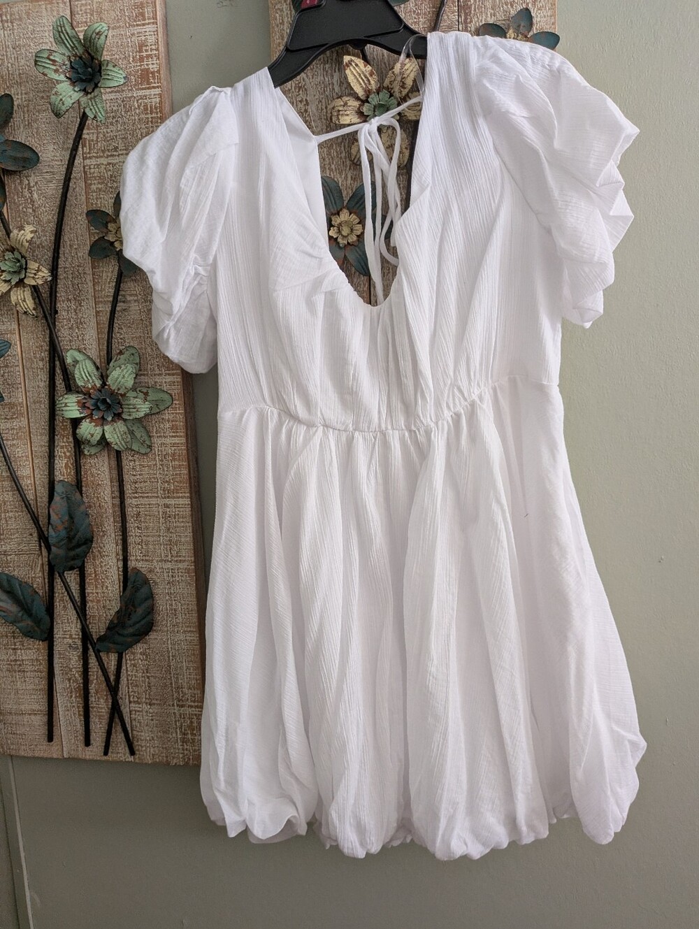 Nwt. Bubble Hem Festival/Holiday Dress. Sz. M
